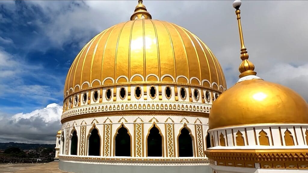 50 Of The Best And Most Famous Landmarks In The Philippines 58 Grand Mosque, Marawi City: A Pillar of Islamic Faith