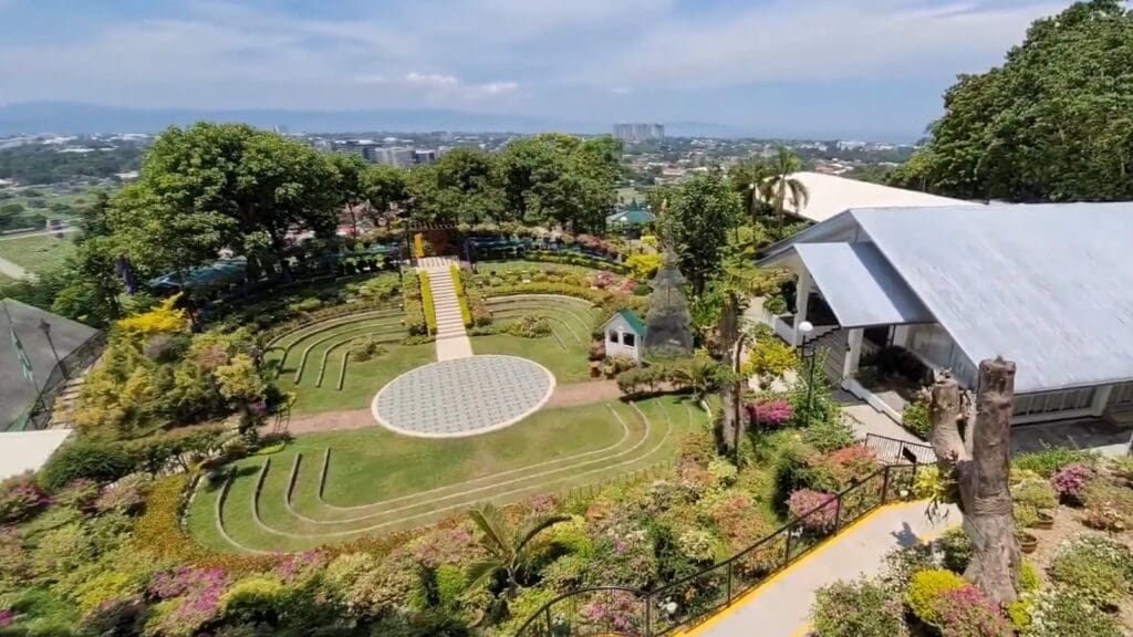 50 Of The Best And Most Famous Landmarks In The Philippines 61 Jack's Ridge, Davao City - A historical site turned into a resort and restaurant