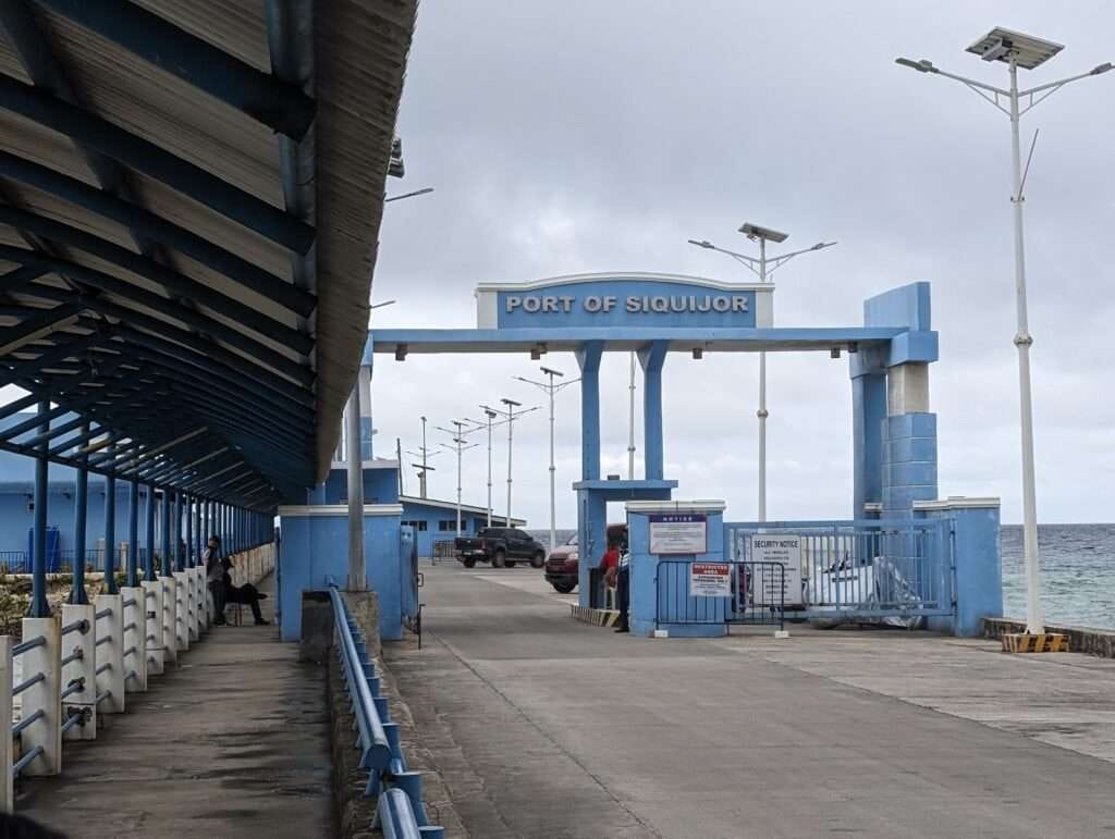 Smooth Sailing from Siquijor to Dumaguete: A Traveler's Guide 6 Siquijor port entrance